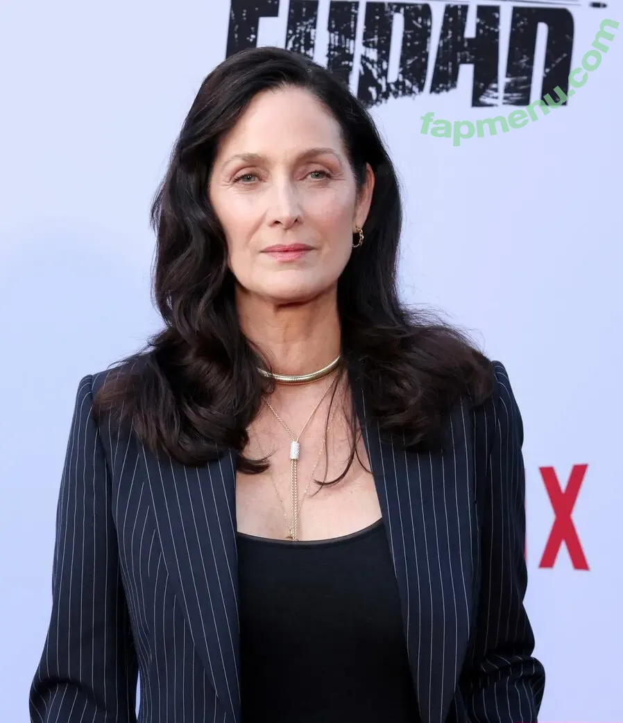 Carrie anne moss nude photo #0025 (bycarrieannemoss)