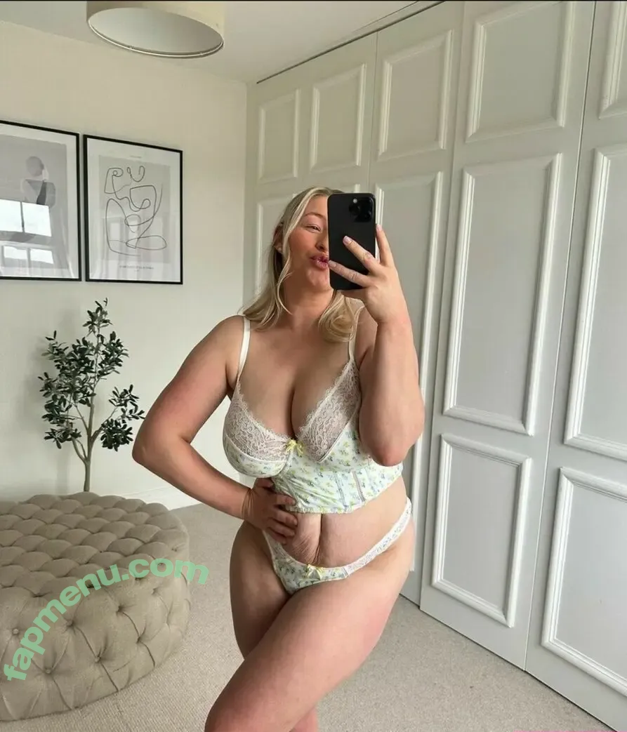 Carys Whittaker nude photo #0228 (busybeecarys / carys.whittaker / karlawhittake14)