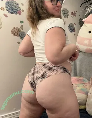 Cas Mae / casmae / casmaeXO nude photo #0001