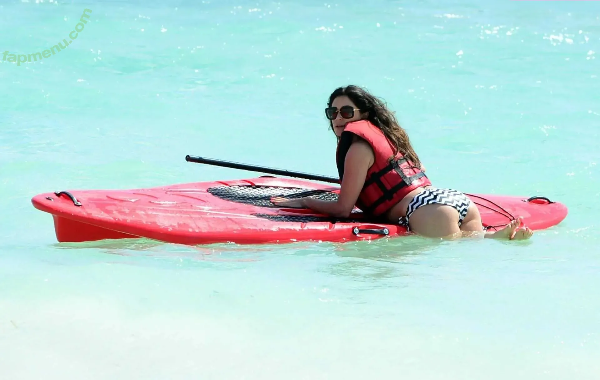 Casey Batchelor nude photo #0327 (caseybatchelor1)