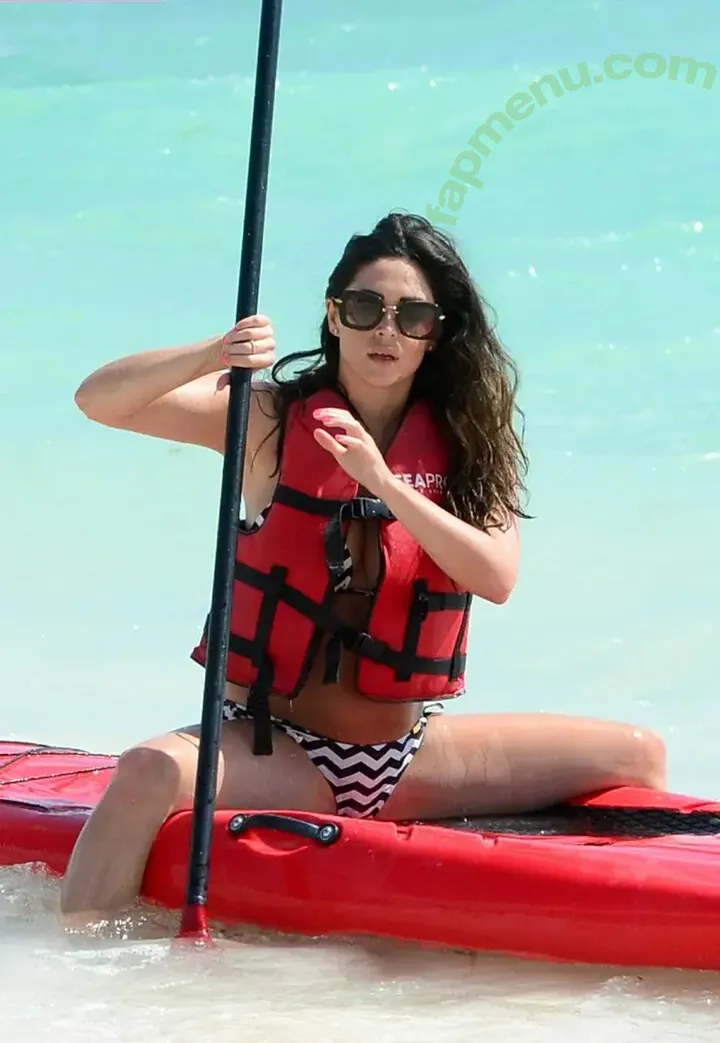 Casey Batchelor nude photo #0331 (caseybatchelor1)