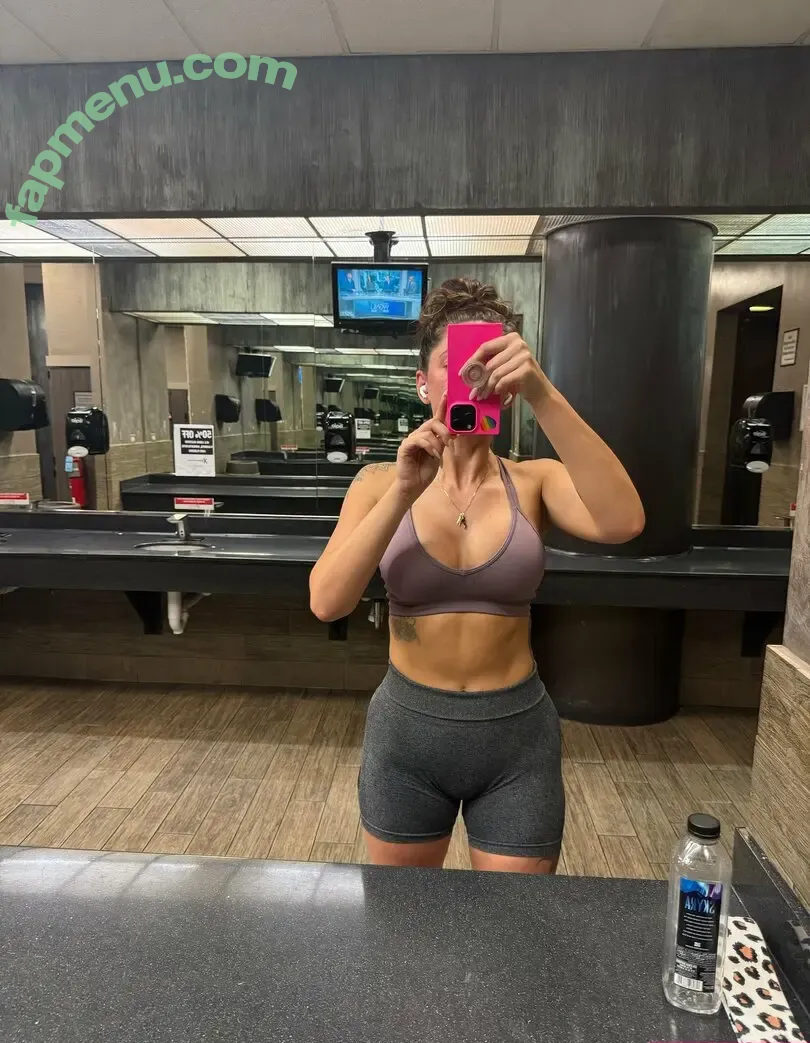 caseycakesfit_xoxo nude photo #0023 (caseychristine_xoxo)