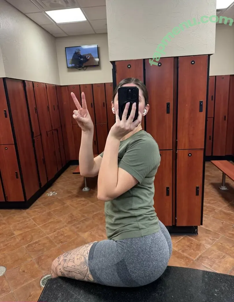 caseycakesfit_xoxo nude photo #0039 (caseychristine_xoxo)