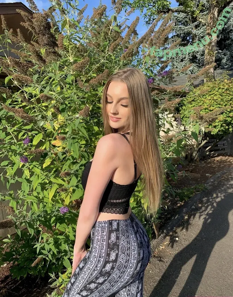 Cassandra Summer nude photo #0030 (cassummer_ / csblondebombshell / summercassandra)