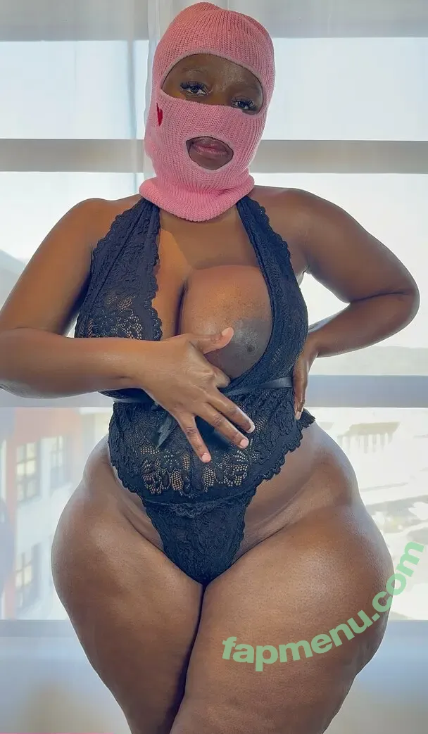 cassiebankx nude photo #0024 (cassiebanksxx)