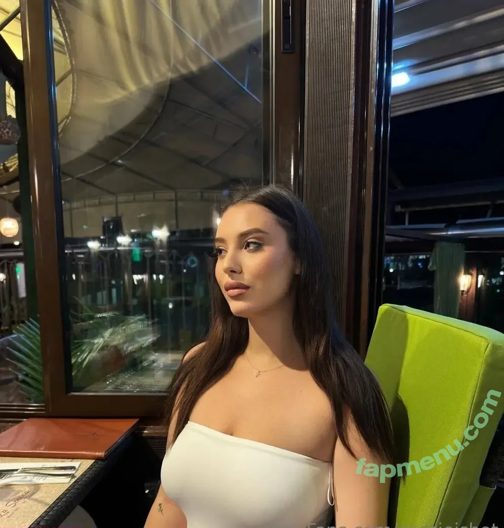cassieishot nude photo #0004 (cassieszot)
