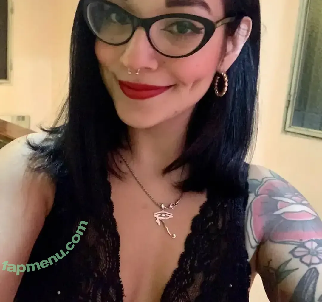 Catdelespacio nude photo #0046 (Catdelespacio)
