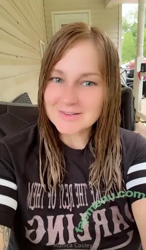 CatfishWifeVIP / catfishwifey_munica nude photo #0008
