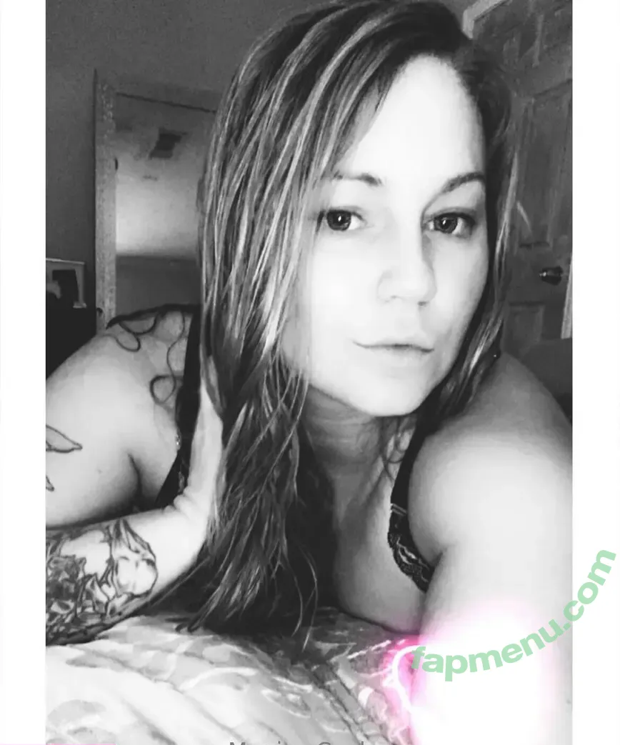 CatfishWifeVIP nude photo #0010 (catfishwifey_munica)