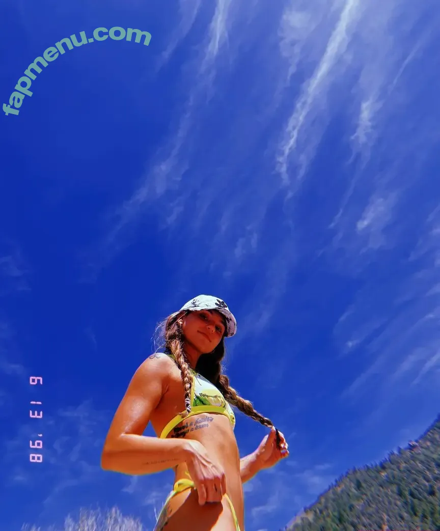 Caylee Odle nude photo #0016 (cayleependerass / its.ccaylee)