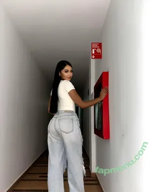 cecilia.suarez / realcecilia.suarez nude photo #0024