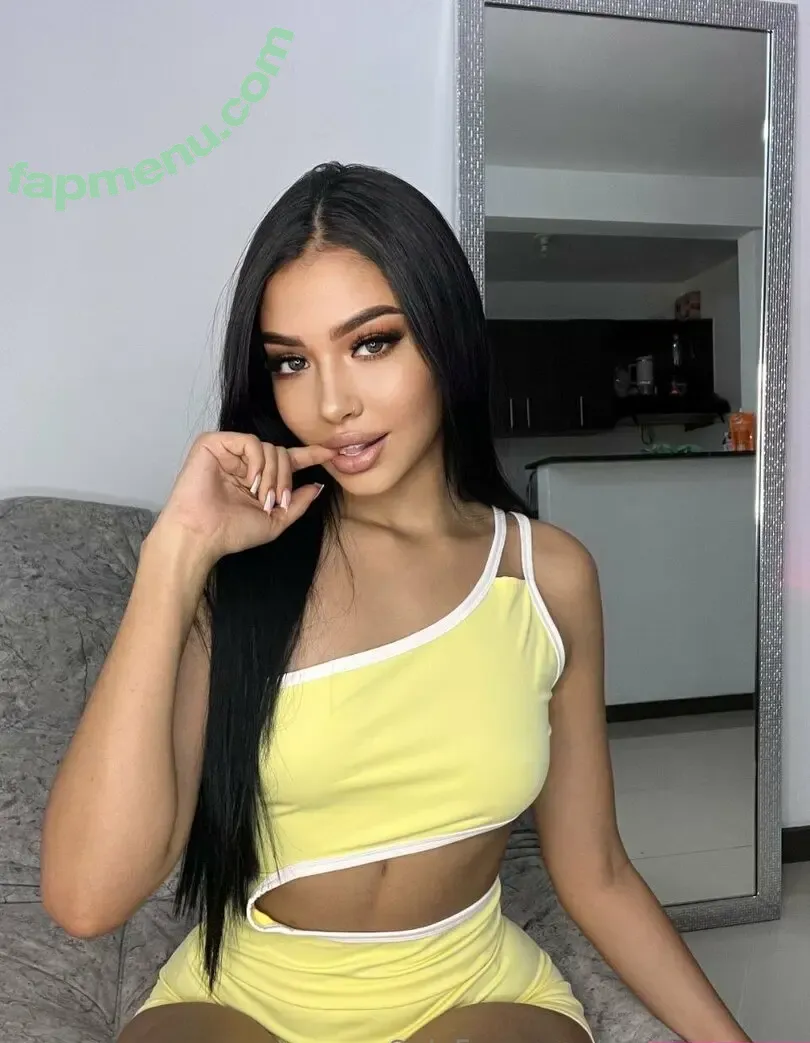 cecilia.suarez nude photo #0039 (realcecilia.suarez)