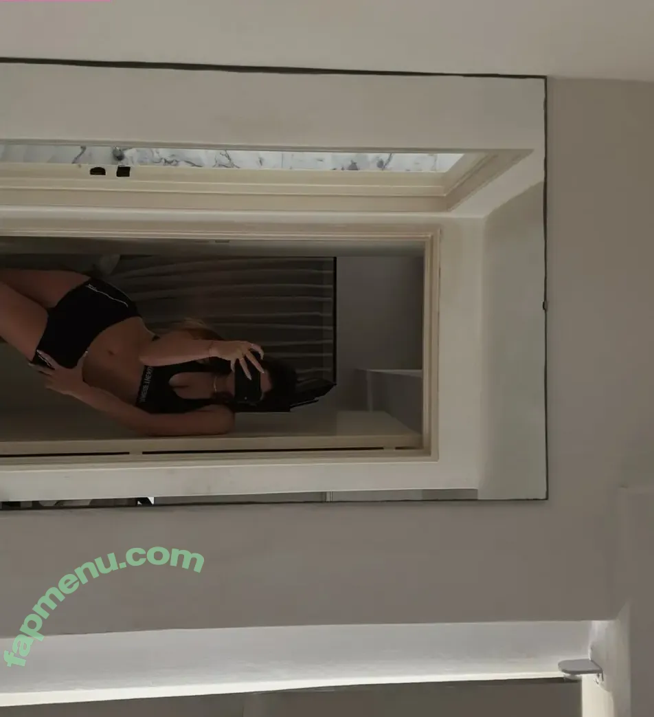 Celepamio nude photo #0051 (Celepamio)