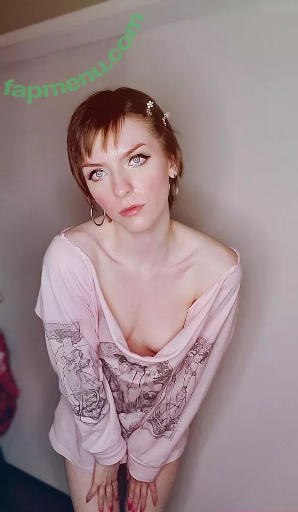 Celestina Blooms nude photo #0396 (celestinablooms / celestinarooftop)