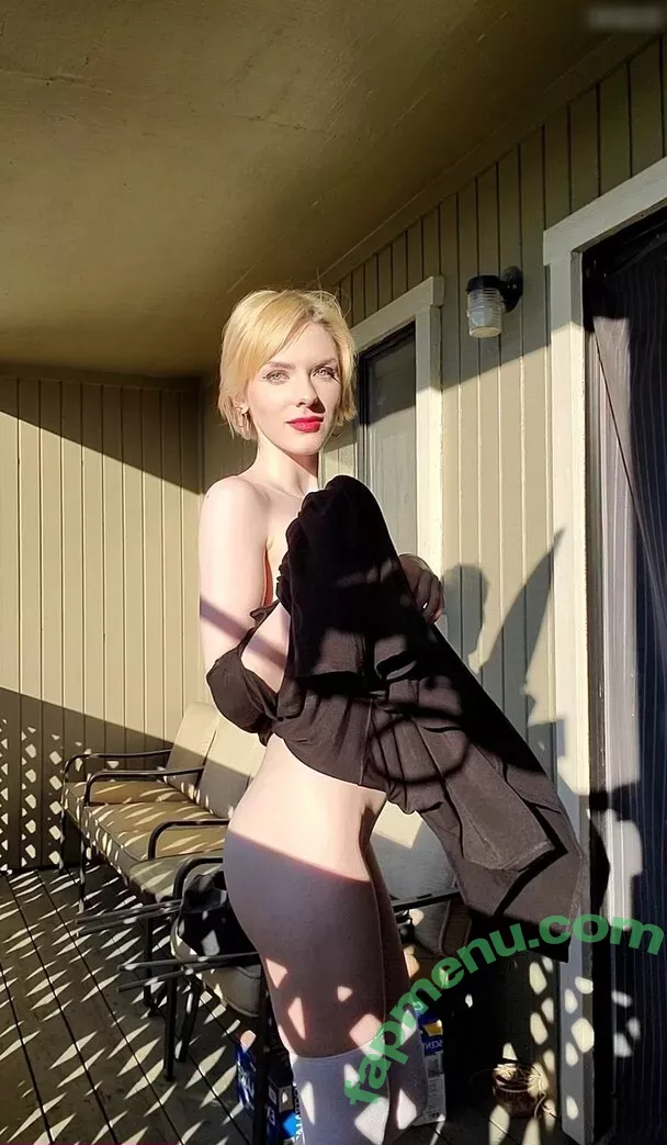 Celestina Blooms nude photo #0458 (celestinablooms / celestinarooftop)