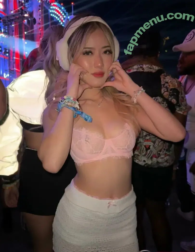 Celia Tran nude photo #0218 (celia.b.tran)