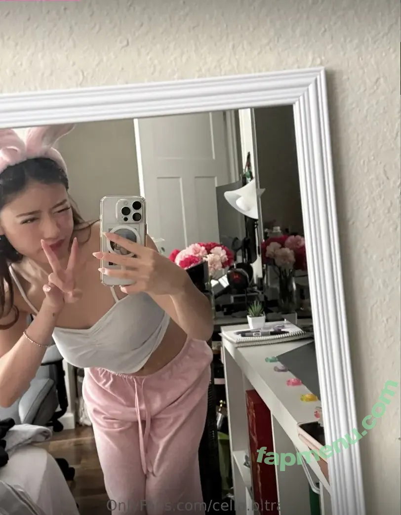 Celia Tran nude photo #0273 (celia.b.tran)