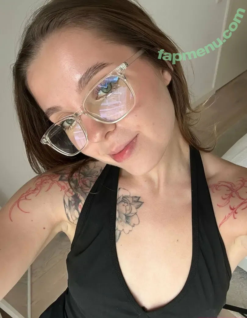 celtysins nude photo #0100 (celtysins)
