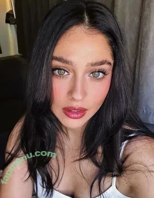 Cemre Baysel / cemrebaysel nude photo #0044