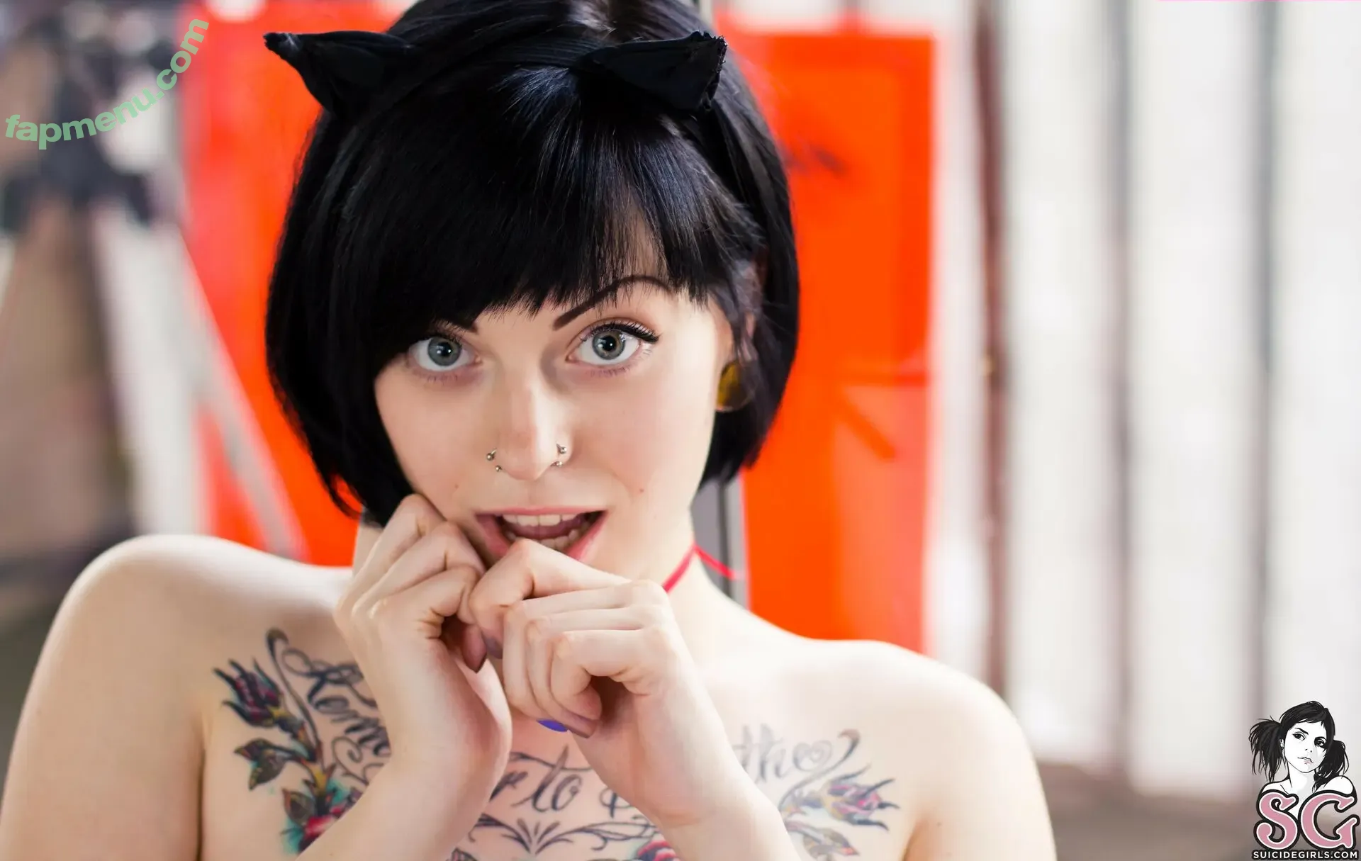 Cere Suicide nude photo #0002 (Cere Suicide)