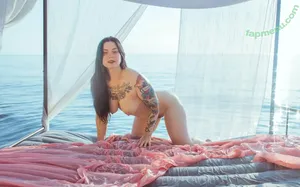  nude photo #0004