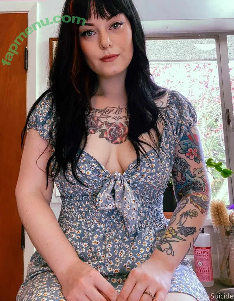Ceres Suicide nude photo #1400 (ceres__suicide / ceressuicide)
