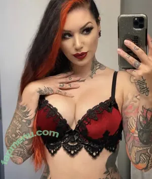 cervenafox nude photo #0023