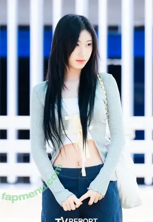 Chaeryeong / ITZY (채령 / chaerrry0 nude photo #0091