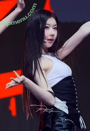 Chaeryeong / ITZY (채령 / chaerrry0 nude photo #0110