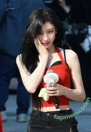 Chaeryeong / ITZY (채령 / chaerrry0 nude photo #0169
