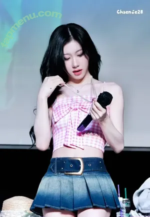 Chaeryeong / ITZY (채령 / chaerrry0 nude photo #0184