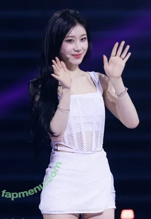 Chaeryeong / ITZY (채령 / chaerrry0 nude photo #0202