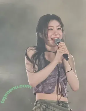 Chaeryeong / ITZY (채령 / chaerrry0 nude photo #0222