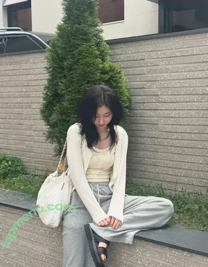 Chaeryeong / ITZY (채령 / chaerrry0 nude photo #0236