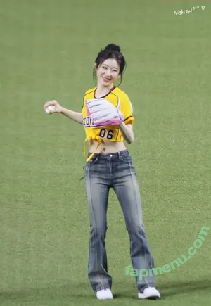 Chaeryeong / ITZY (채령 / chaerrry0 nude photo #0242