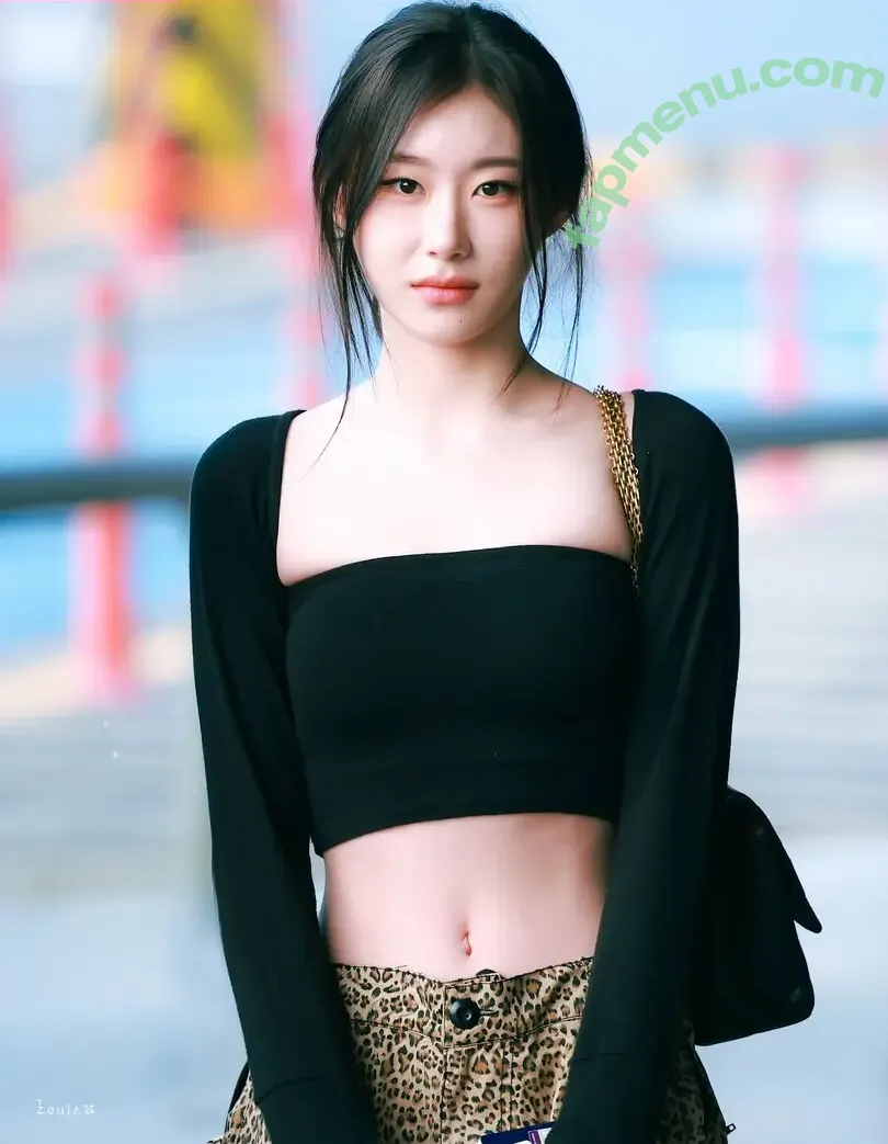 Chaeryeong nude photo #0106 (ITZY (채령 / chaerrry0)