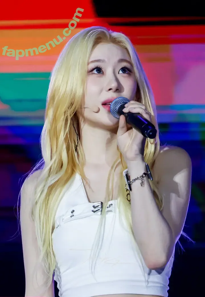 Chaeryeong nude photo #0111 (ITZY (채령 / chaerrry0)