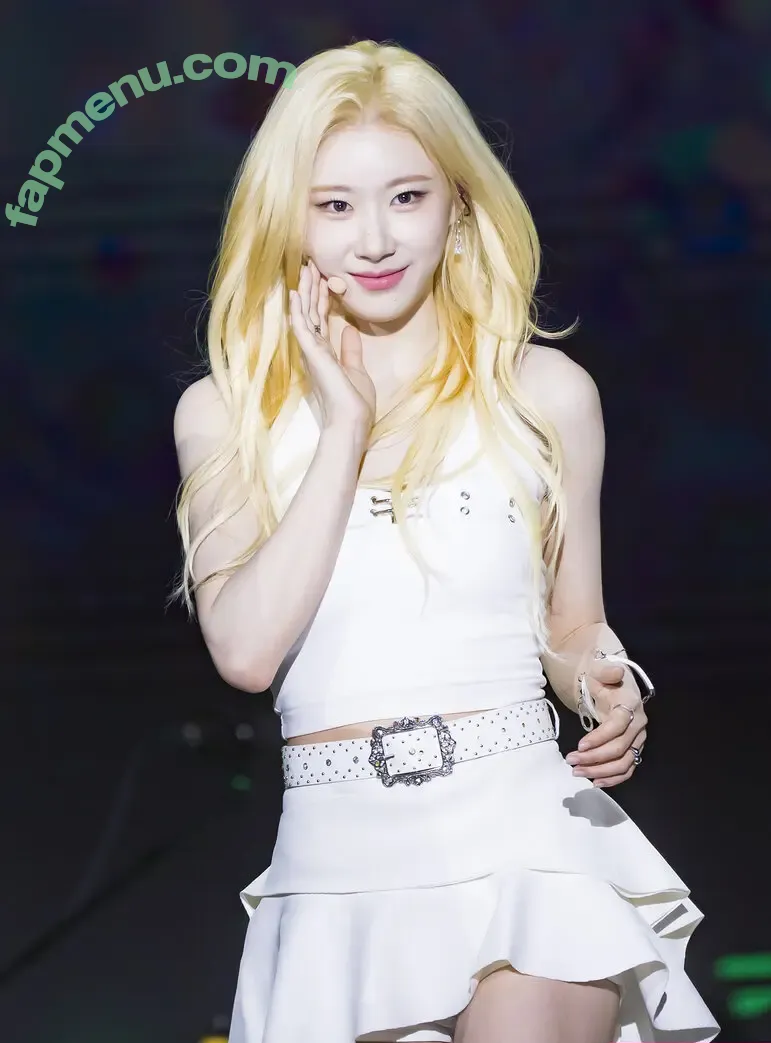 Chaeryeong nude photo #0132 (ITZY (채령 / chaerrry0)