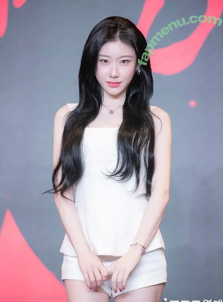 Chaeryeong nude photo #0148 (ITZY (채령 / chaerrry0)