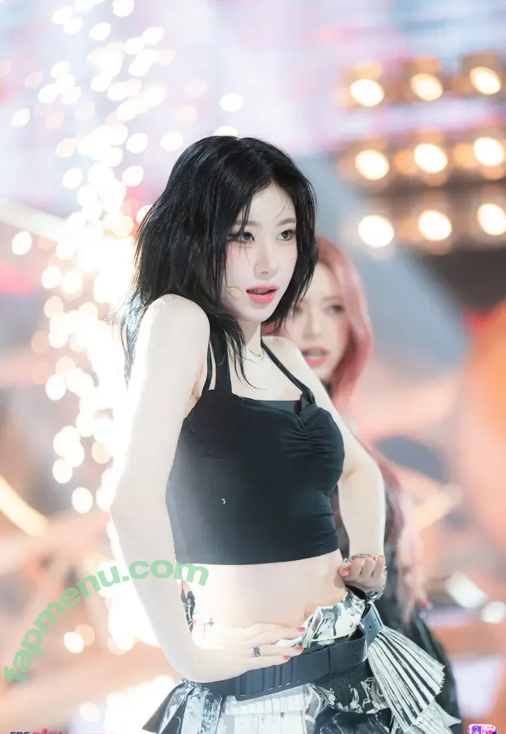Chaeryeong nude photo #0188 (ITZY (채령 / chaerrry0)