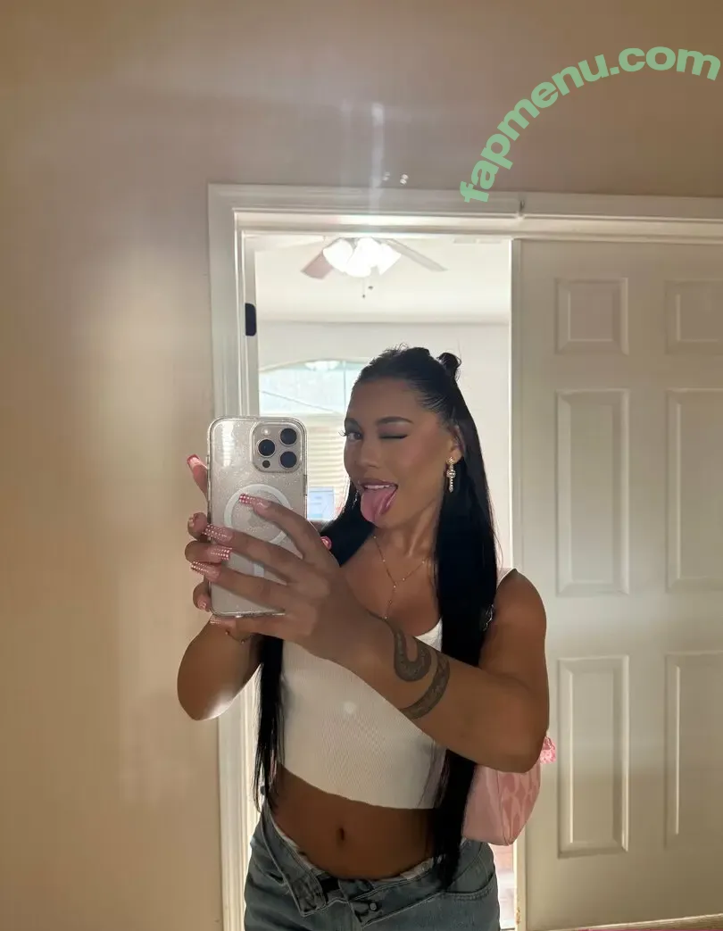 chaneloxoxo nude photo #0098 (coco.chanelxoxo)