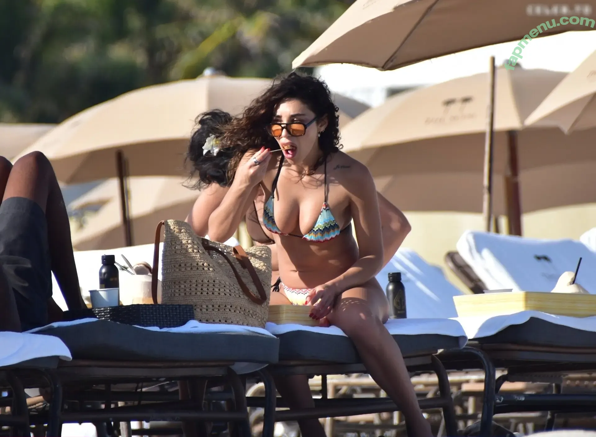 Chantel Jeffries nude photo #1960 (Ceejay the DJ / ChantelJeffries)