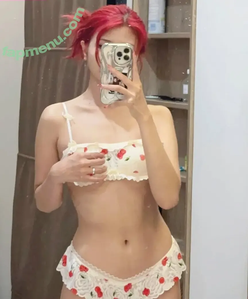 Charechii nude photo #0455 (Charess)