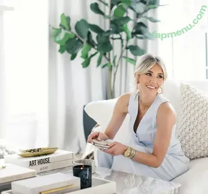 Charissa Thompson / Sportscaster / charissajthompson nude photo #0038