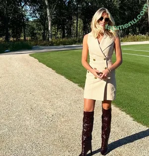 Charissa Thompson / Sportscaster / charissajthompson nude photo #0048