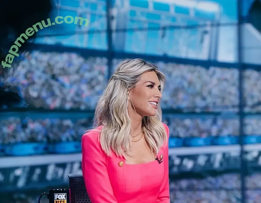 Charissa Thompson nude photo #0054 (Sportscaster / charissajthompson)