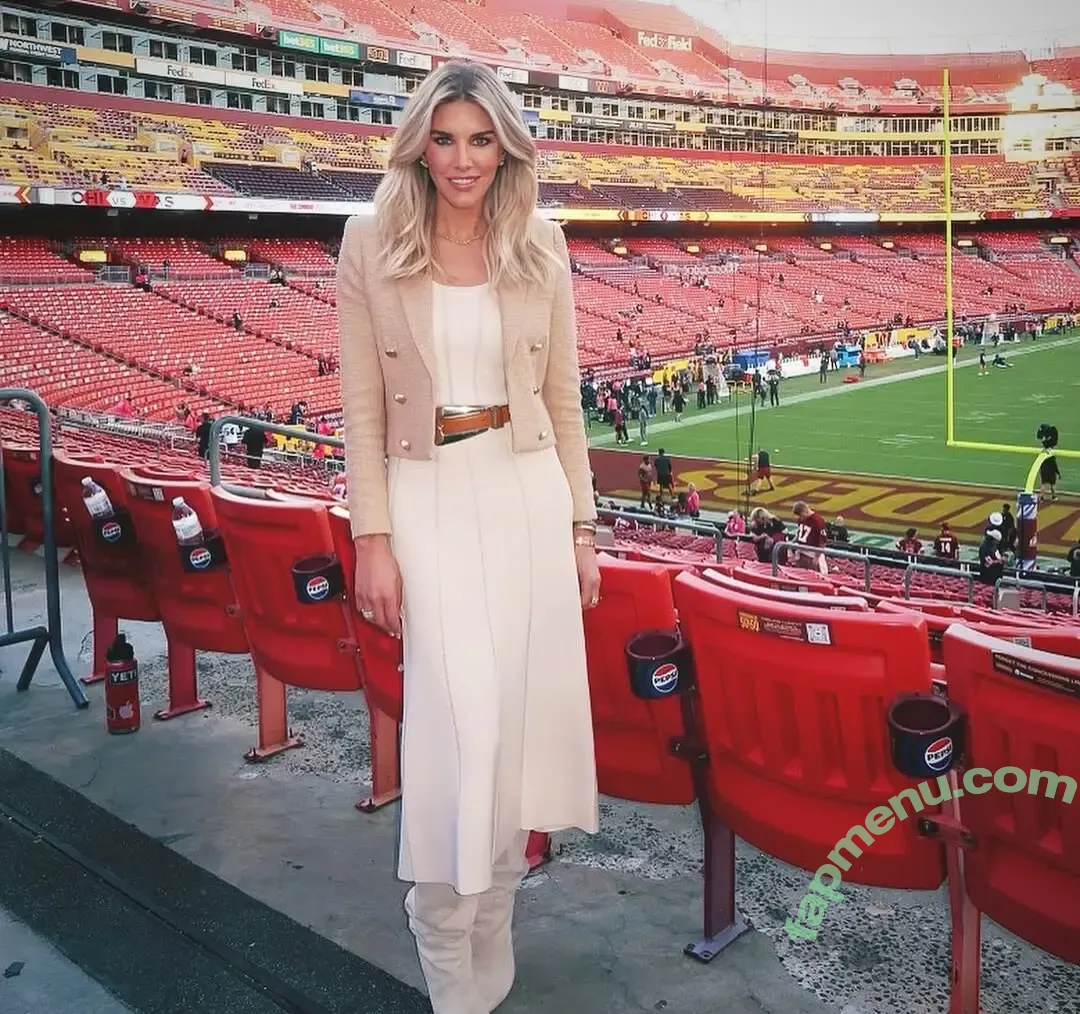 Charissa Thompson nude photo #0063 (Sportscaster / charissajthompson)