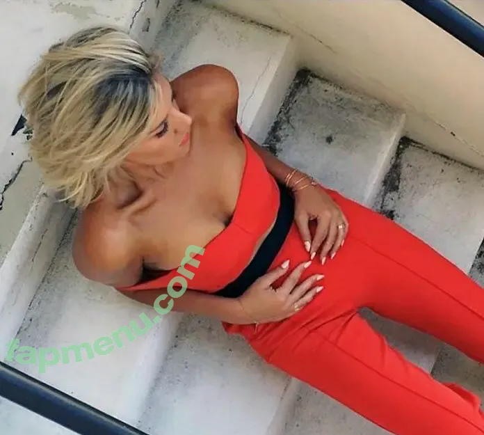 Charissa Thompson nude photo #0110 (Sportscaster / charissajthompson)