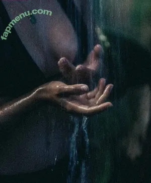 Charlie Danger / Les Revues du Monde / charlie__danger / revuesdumonde nude photo #0006