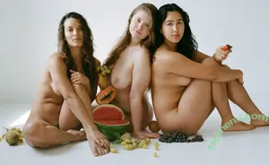  nude photo #0002